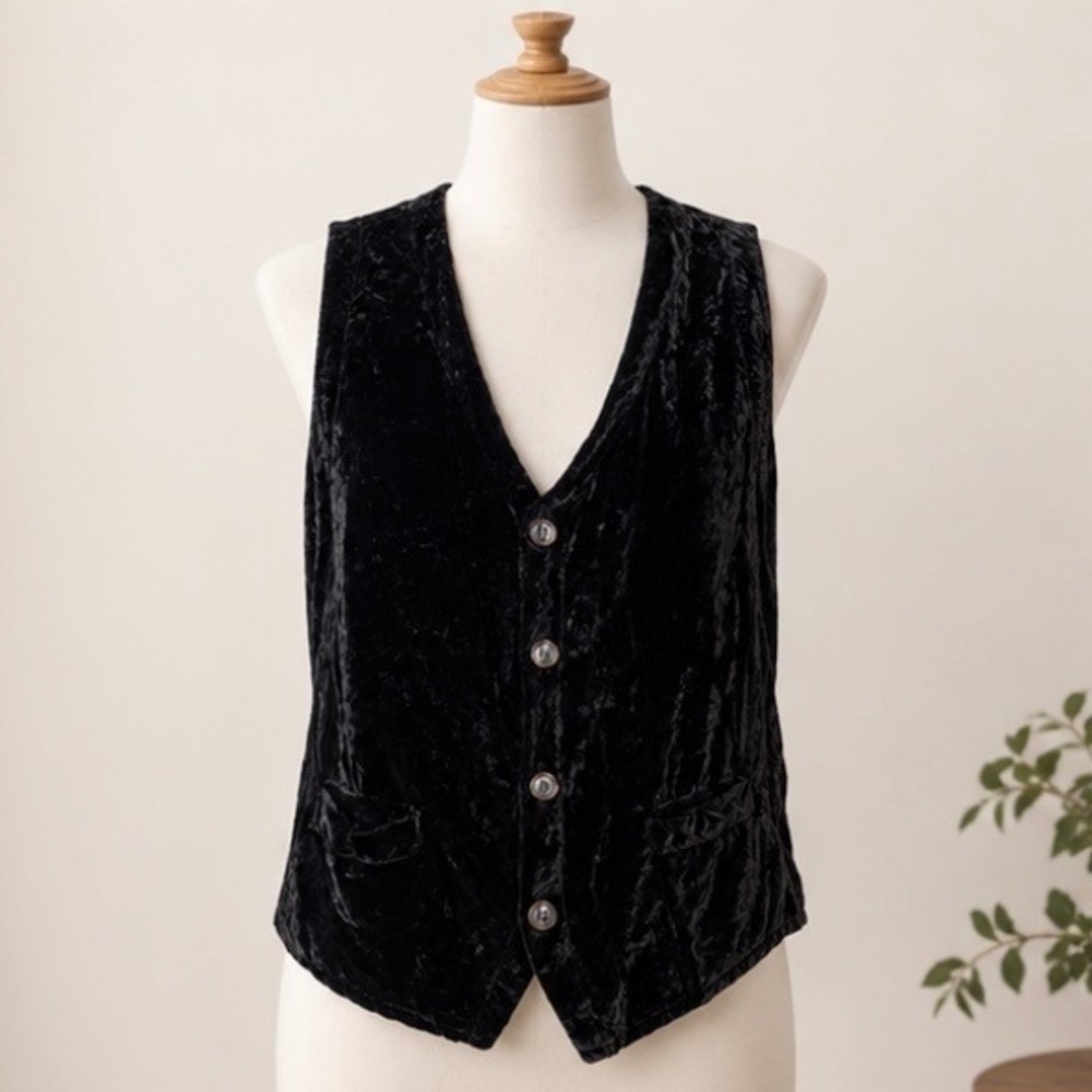 CP Shades Black Velvet Button Front Vest Women's Medium Vintage Whimsy